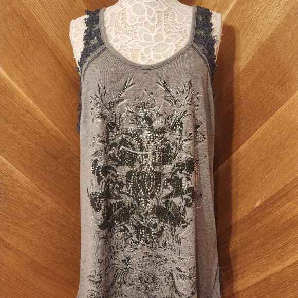 Maurices Plus Razor Back Tank Top- Size 2 - Picture 1 of 3